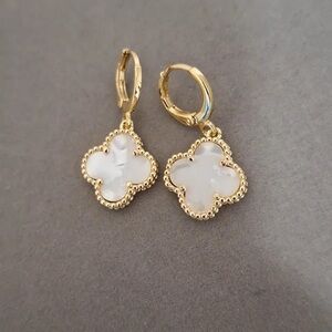 Chic Gold and White Clover Earrings